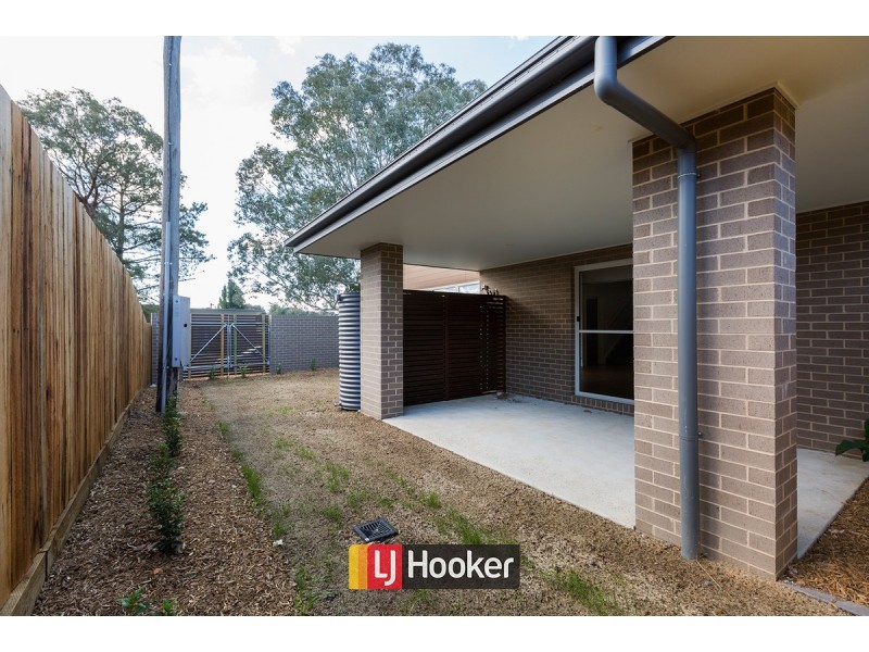 1/5 Clark Close, Spence ACT 2615