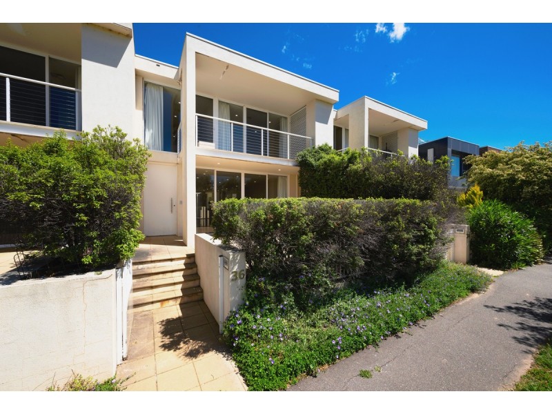 36 Phyllis Ashton Circuit, Gungahlin ACT 2912
