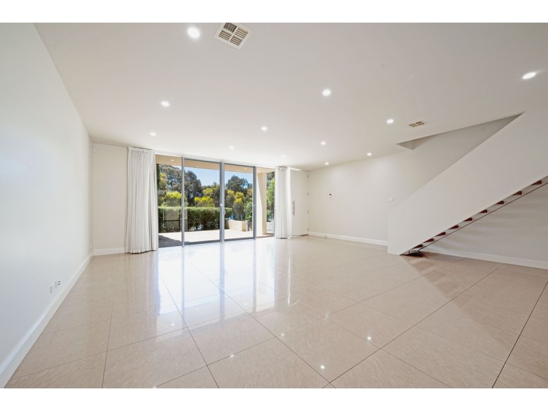 36 Phyllis Ashton Circuit, Gungahlin ACT 2912