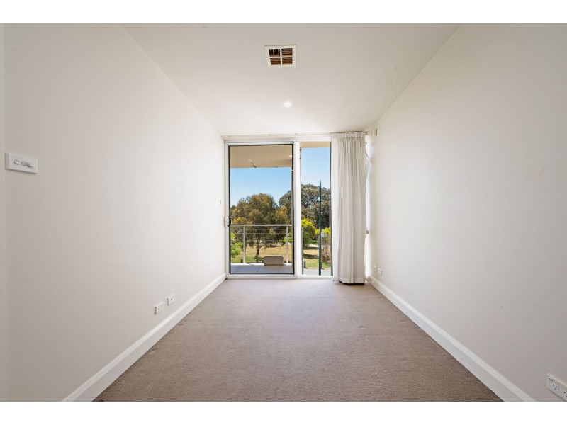 36 Phyllis Ashton Circuit, Gungahlin ACT 2912