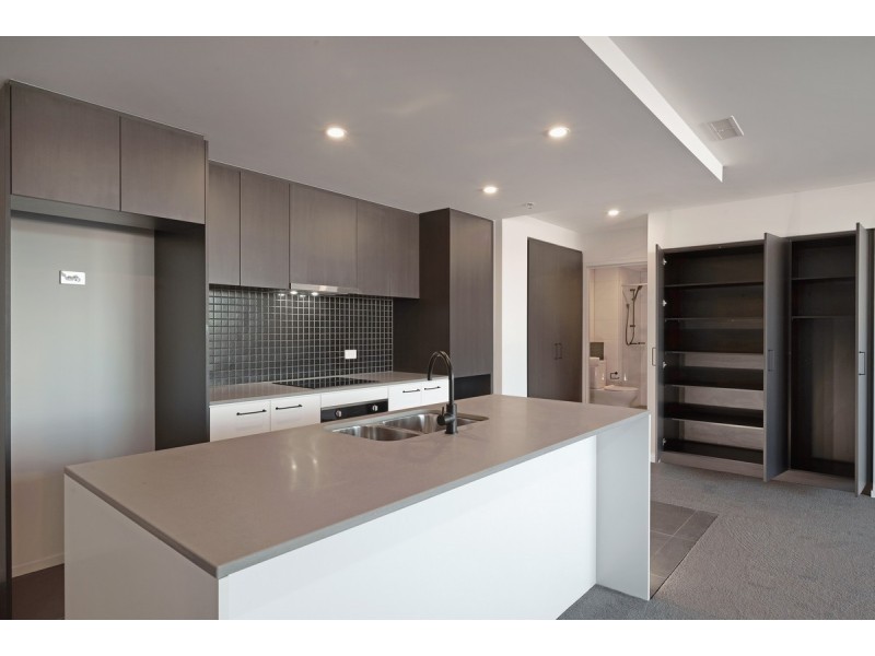 506/38 Oakden Street, Greenway ACT 2900