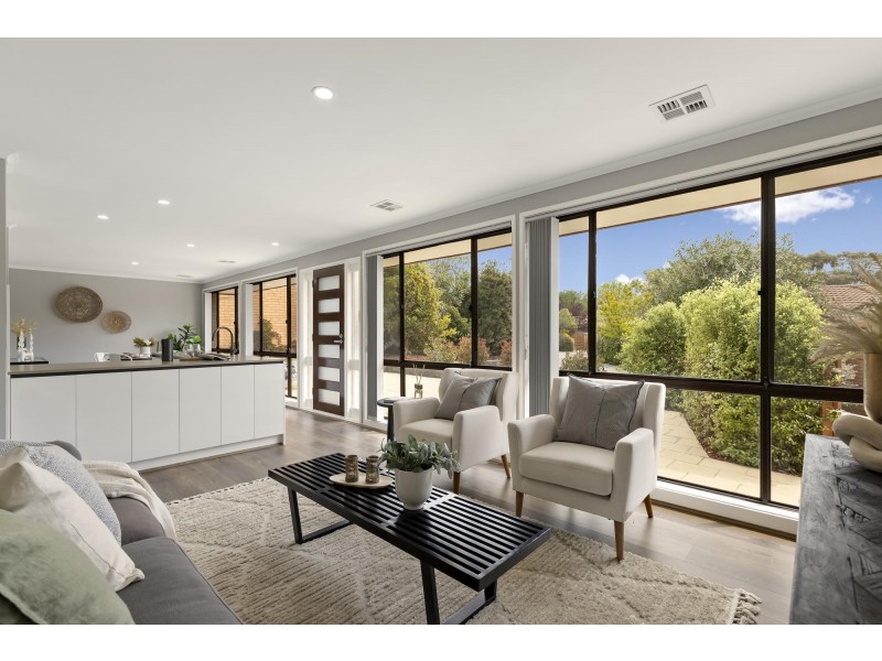 8/16 Gabriel Place, Florey ACT 2615