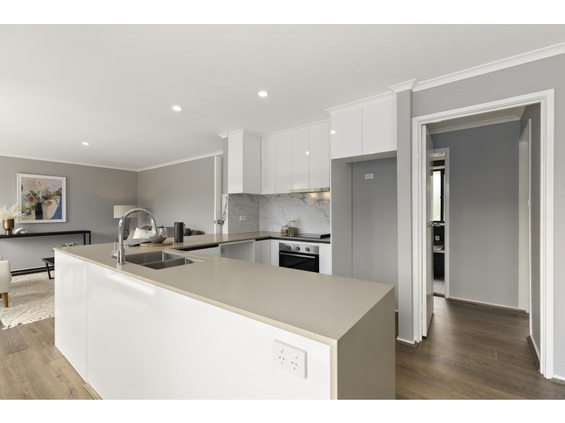 8/16 Gabriel Place, Florey ACT 2615