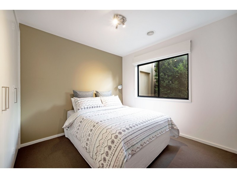 33 Penfold Street, Gungahlin ACT 2912