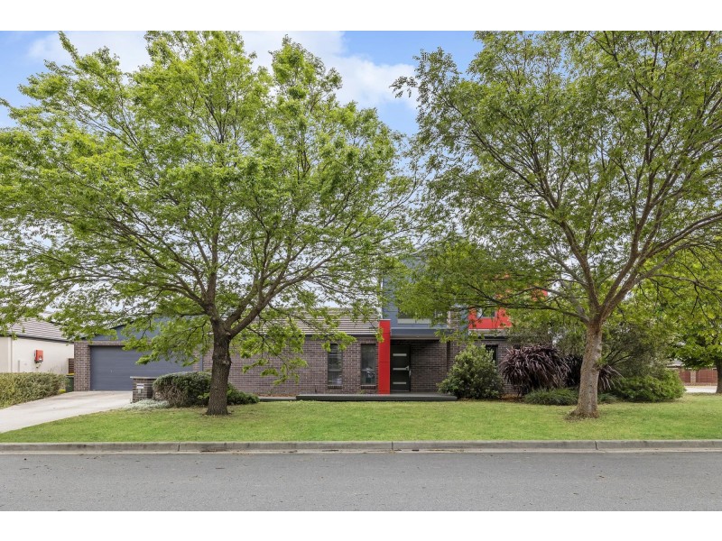 2 Newell Street, Franklin ACT 2913