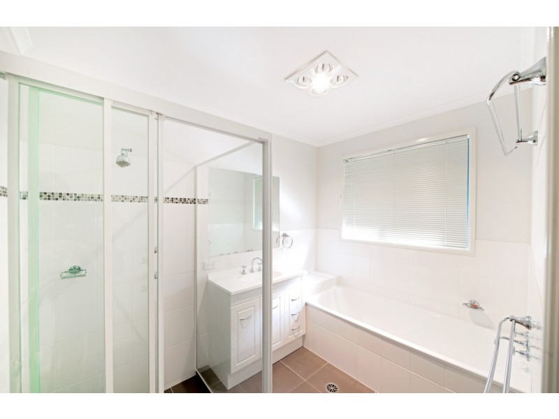 6 Carpentaria Street, Harrison ACT 2914