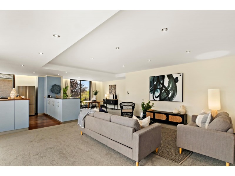 10 Hutcheon Place, Nicholls ACT 2913