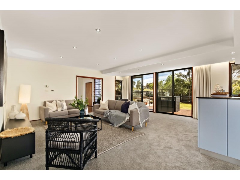 10 Hutcheon Place, Nicholls ACT 2913