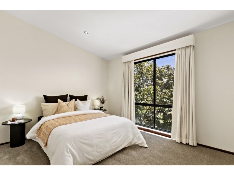 10 Hutcheon Place, Nicholls ACT 2913