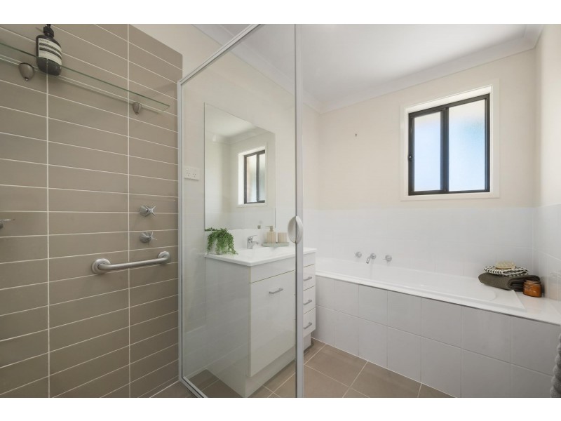 17 Bunima Crescent, Ngunnawal ACT 2913