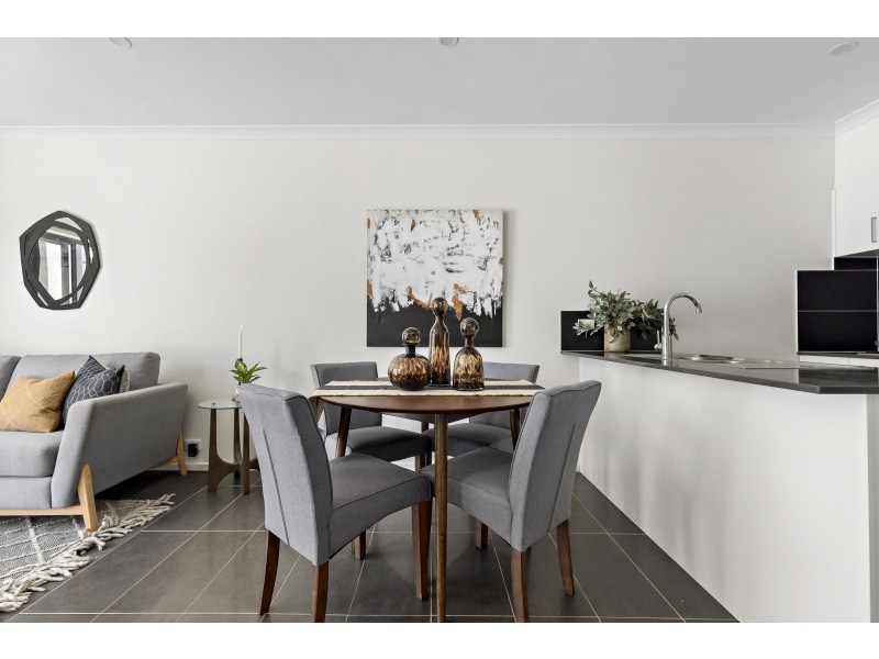 21/40 Henry Kendall Street, Franklin ACT 2913