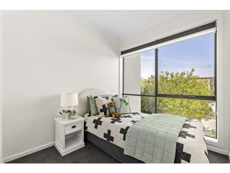 21/40 Henry Kendall Street, Franklin ACT 2913