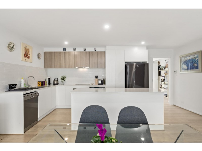 13/167 Mortimer Lewis Drive, Greenway ACT 2900