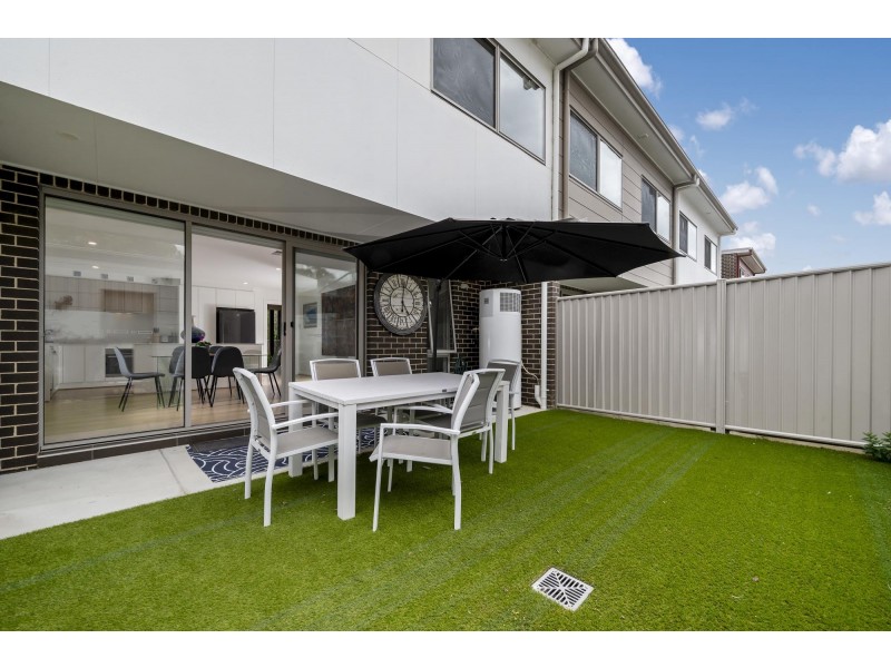 13/167 Mortimer Lewis Drive, Greenway ACT 2900