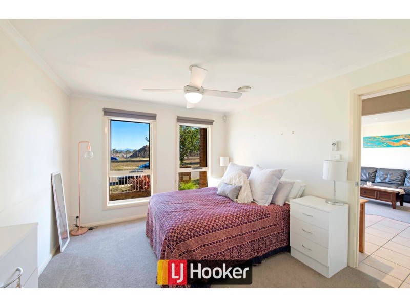 213 Anthony Rolfe Avenue, Gungahlin ACT 2912
