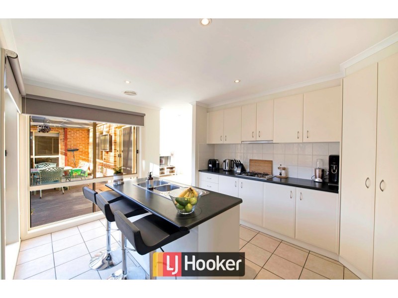 213 Anthony Rolfe Avenue, Gungahlin ACT 2912