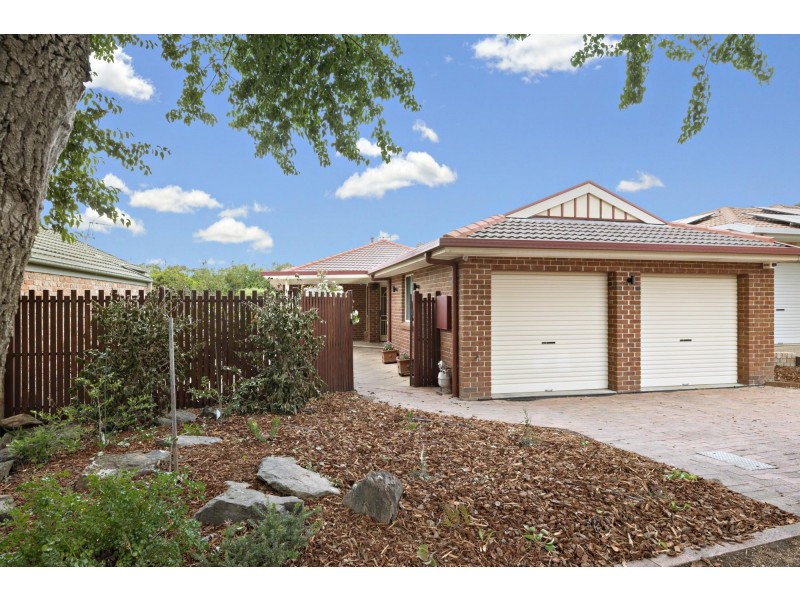 10 Grace Place, Amaroo ACT 2914