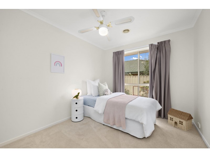 10 Grace Place, Amaroo ACT 2914