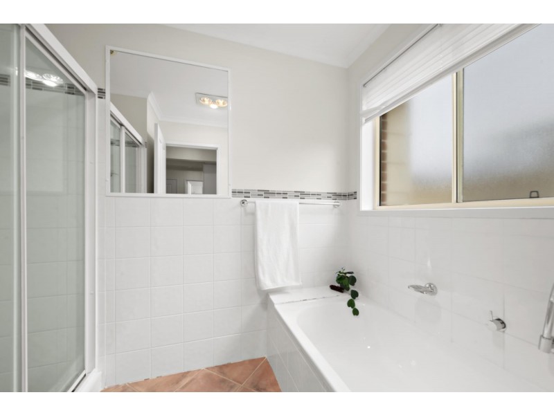 10 Grace Place, Amaroo ACT 2914