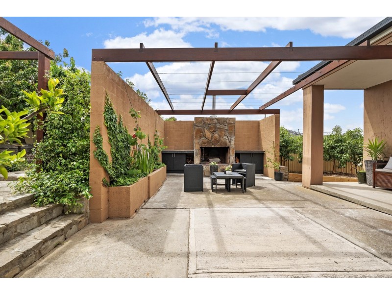 13 Rumbelow Court, Nicholls ACT 2913
