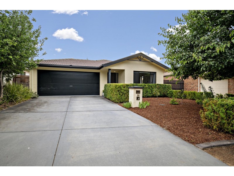 38 Mary Kitson Street, Watson ACT 2602