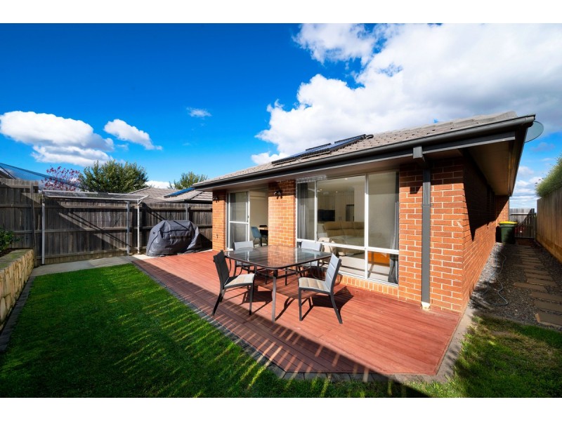 16 Adventure Street, Harrison ACT 2914