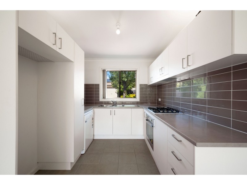 8/7 Loveday Crescent, Casey ACT 2913