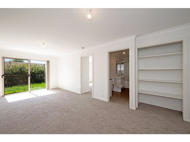 8/7 Loveday Crescent, Casey ACT 2913