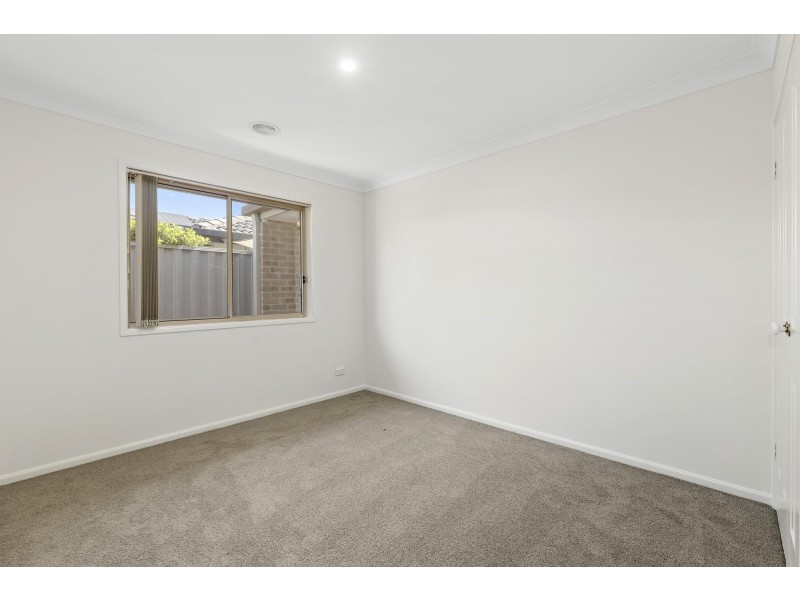 28 Elliman Street, Gungahlin ACT 2912