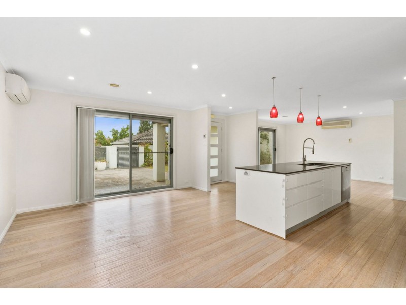 37 Lampard Circuit, Bruce ACT 2617