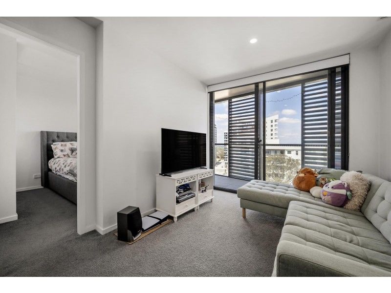 703/90 Swain Street, Gungahlin ACT 2912