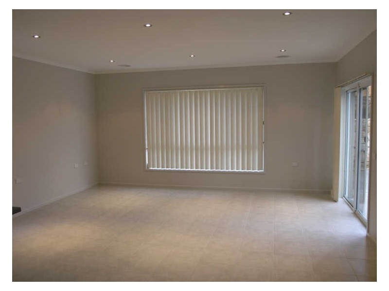 9 Helen Turner Street, Gungahlin ACT 2912