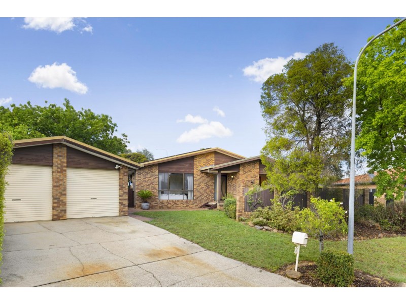 31 Capella Crescent, Giralang ACT 2617