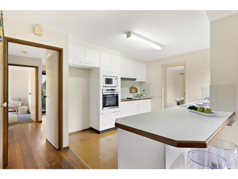 31 Capella Crescent, Giralang ACT 2617