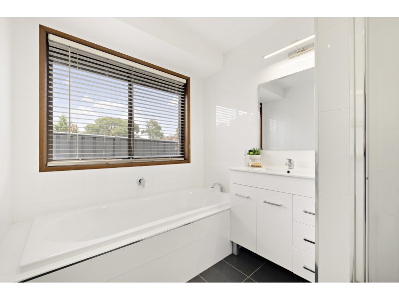 31 Capella Crescent, Giralang ACT 2617