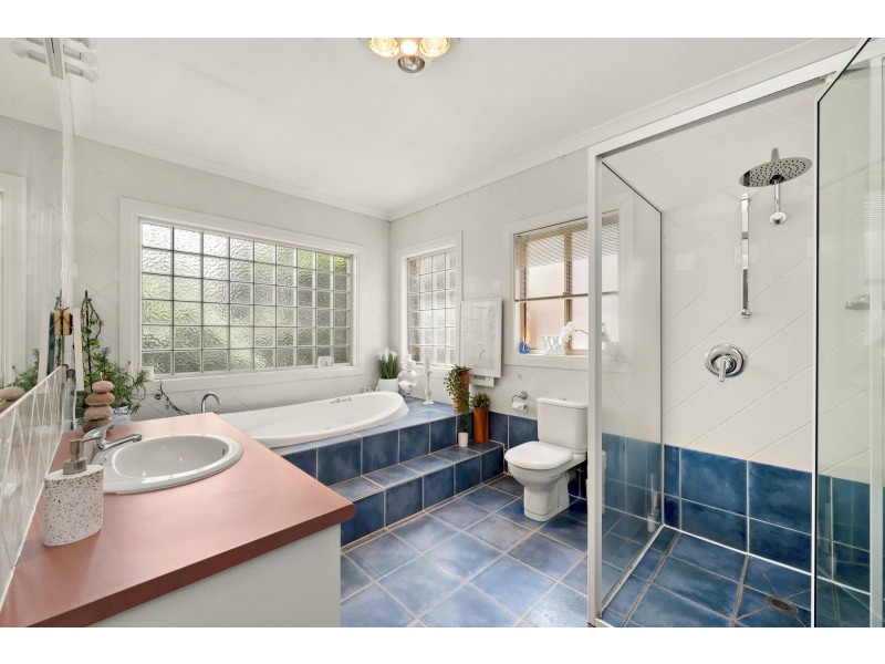 24 Noble Close, Ngunnawal ACT 2913