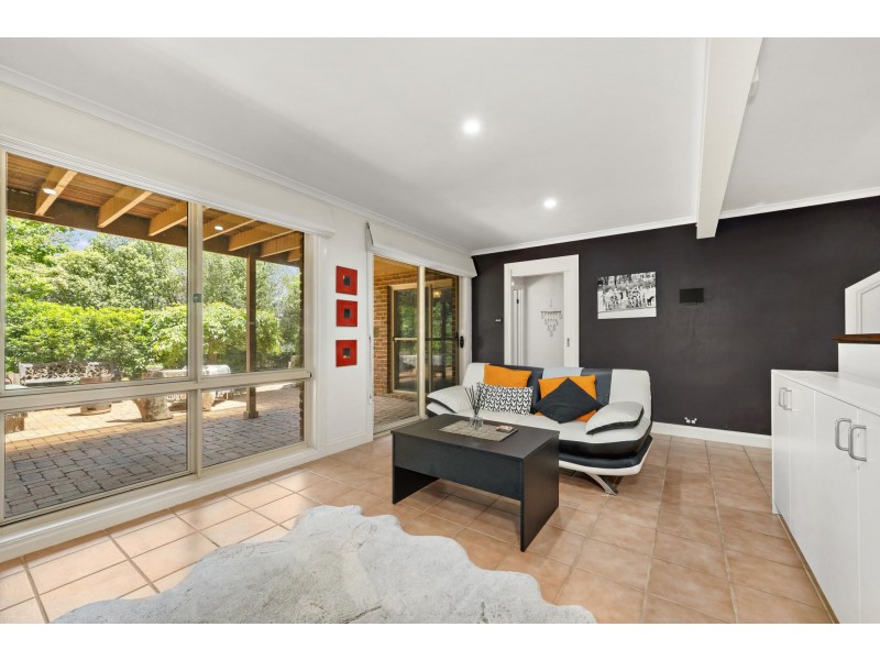 24 Noble Close, Ngunnawal ACT 2913