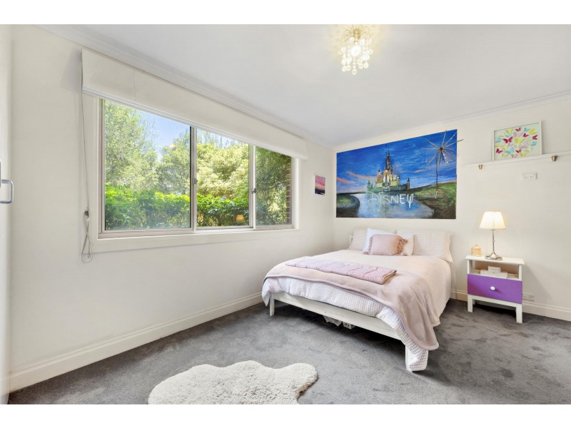 24 Noble Close, Ngunnawal ACT 2913