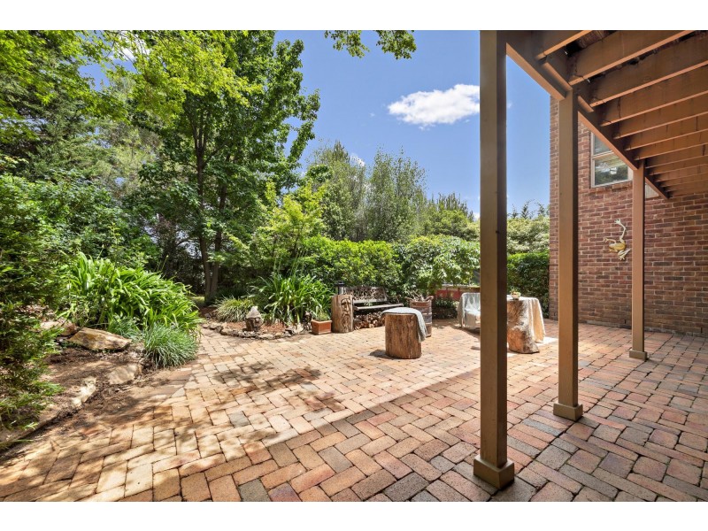 24 Noble Close, Ngunnawal ACT 2913