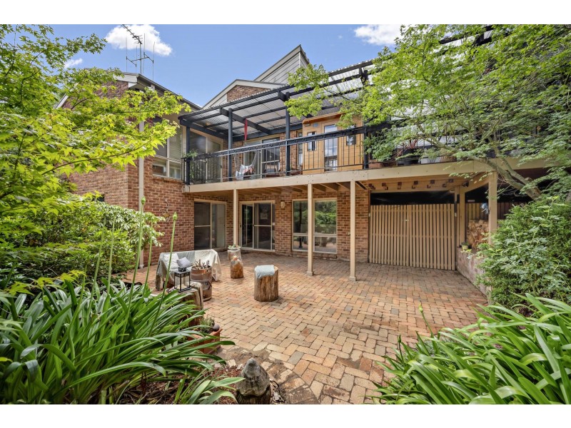 24 Noble Close, Ngunnawal ACT 2913