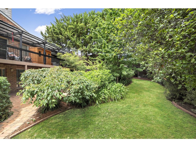 24 Noble Close, Ngunnawal ACT 2913