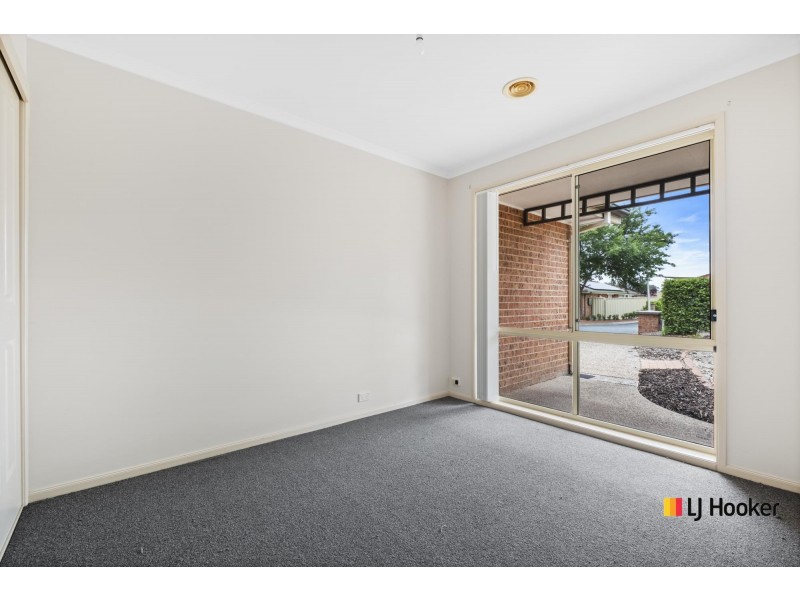 14 Dacomb Court, Dunlop ACT 2615