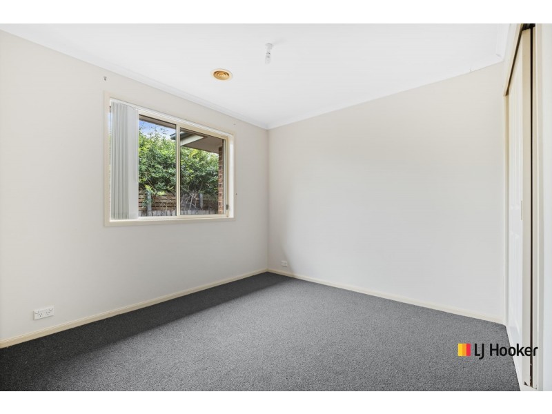 14 Dacomb Court, Dunlop ACT 2615