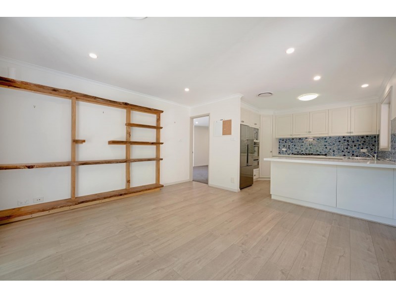 22 Tyenna Close, Amaroo ACT 2914