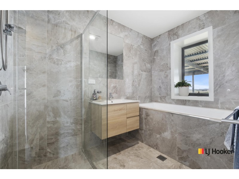 3/76 Kiaora Lane, Sutton NSW 2620