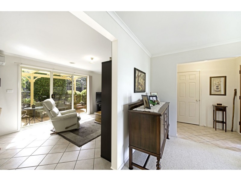 2/15 Barrington Crescent, Amaroo ACT 2914