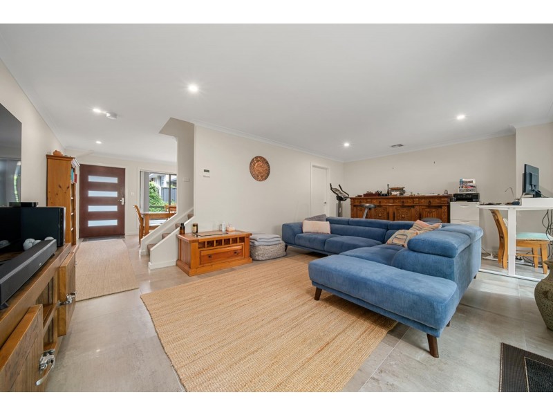 2/64 Collings Street, Pearce ACT 2607