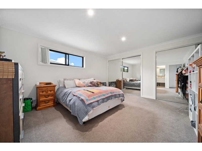 2/64 Collings Street, Pearce ACT 2607