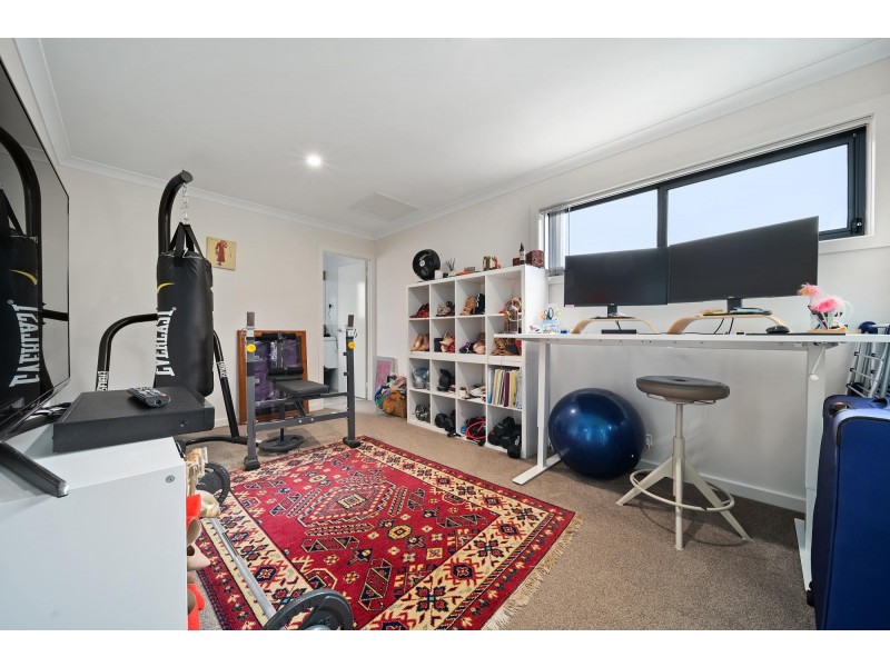 2/64 Collings Street, Pearce ACT 2607