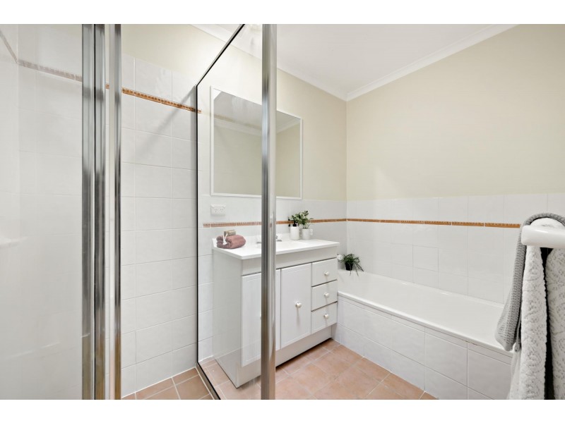 9 Kudyera Place, Ngunnawal ACT 2913